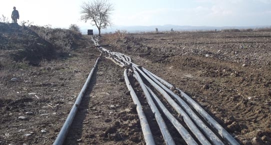 DIY petrol zeytinyağı boru hattı sınır Suriye civil disobedience obedience